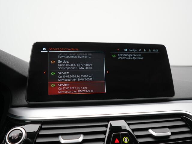 BMW 5-SERIE Touring 530e Business Edition Plus PHEV 293pk Dealer O.H. | Trekhaak Af Fabriek | Adaptive Cruise | 360 Camera | Lederen Comfortzetels Verwarmd | Blis | Apple Carplay | Hifi Audio | 19"L.M | Plug In Hybrid |