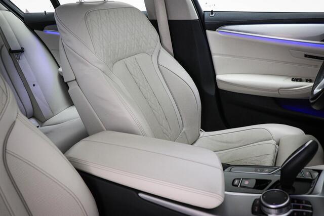 BMW 5-SERIE 520i Business Edition Plus | SAFETY / PARKING- PACK | STOELVENTILATIE | ACHTERBANKVERWARMING | 360 CAMERA