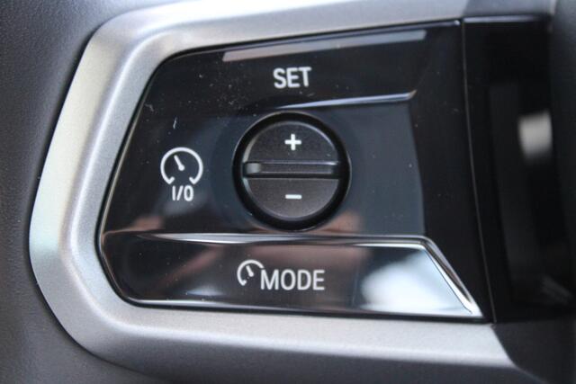 BMW 5-SERIE 520i High Executive M Sport Automaat / Panoramadak / Comfort Access / Harman-Kardon / Adaptieve LED / Parking Assistant Professional