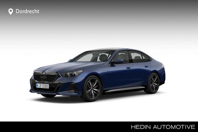 BMW 5-SERIE 530e M-Sport Pro | 20" | Driving Assistant Plus | Pano | Harman Kardon | Trekhaak
