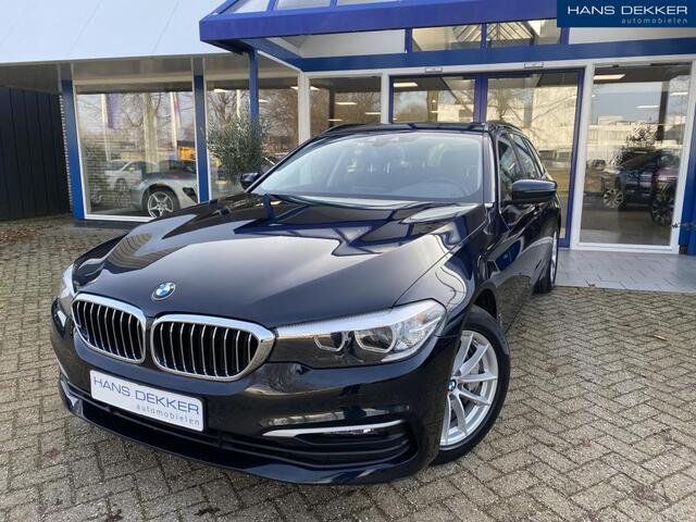 BMW 5-SERIE Touring 540i xDrive Exec. Edition I Carbon zwart I ZEER NETJES!