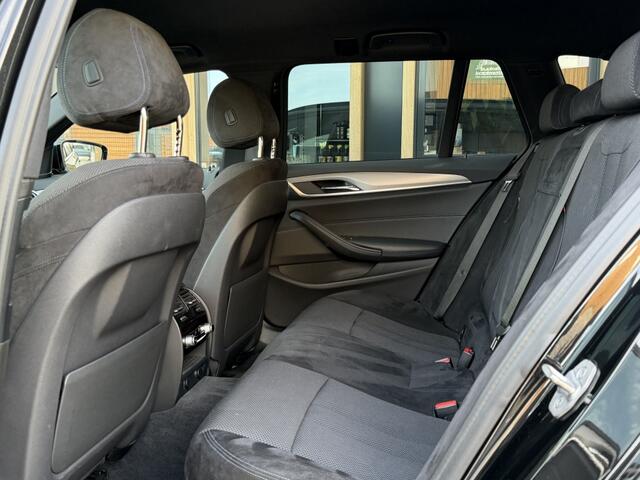 BMW 5-SERIE Touring 540i xDrive Executive | M-sport | Camera |