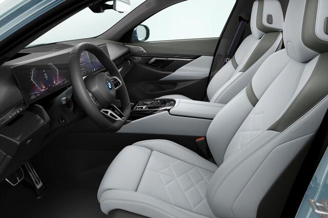 BMW 5-SERIE Touring 550e xDrive Innovation Pack M Sportpakket Pro Aut. - Verwacht: April 2026