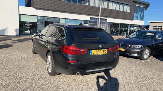 BMW 5-SERIE Touring 520d High Executive Edition