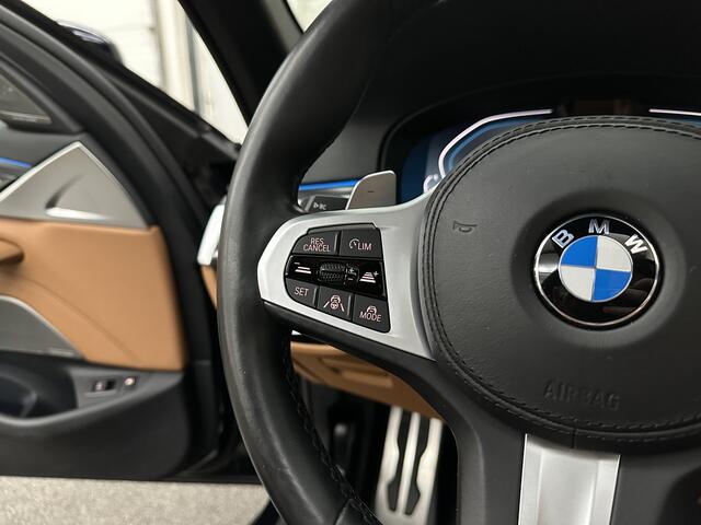 BMW 5-SERIE Touring 530e M-Sport | Panorama | 360 Camera | ACC | Harman-Kardon | Trekhaak | Keyless-Entry | Leder | Rij-Assist Pro | 19'' | Sfeerverlichting | Carplay | LED | Zonwering | Standkachel | Draadloos Laden | Dealer onderhouden |
