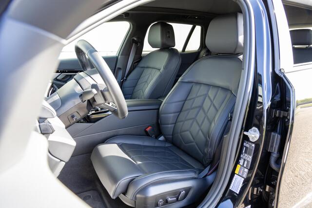 BMW 5-SERIE Touring 530e / AC Schnitzer optik pakket + LM velgen / Head-up