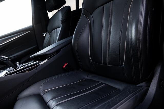 BMW 5-SERIE Touring 530e High Exe | HUD | PANO | Trekhaak