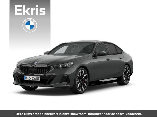 BMW 5-SERIE 550e xDrive M Sportpakket Pro | Innovation Pack | Comfort Pack | Travel Pack | Parking Assistent Professional | Driving Assistent Professional