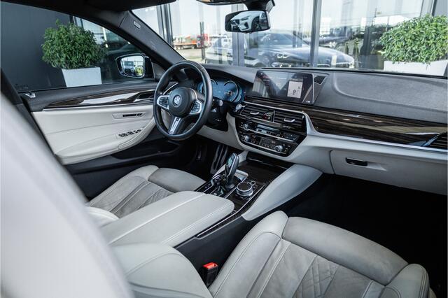 BMW 5-SERIE 540i xDrive High Executive - M Sport | Panorama | H&K | Laser | Stoelmassage & Koeling | 360 Camera