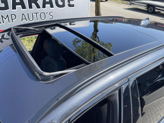 BMW 5-SERIE Touring 530e xDrive High Executive M Sport 18''/Panoramadak/Laser LED/Trekhaak/Head-up/Keyless/Dodehoek/Camera/Apple Carplay & Android Auto/HiFi