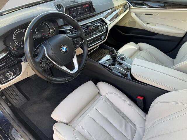 BMW 5-SERIE 520i High Executive Aut- Panoramadak, Xenon Led, Elek Interieur, Keyless