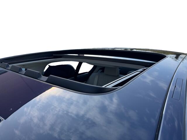 BMW 5-SERIE 520i High Executive Aut- Panoramadak, Xenon Led, Elek Interieur, Keyless