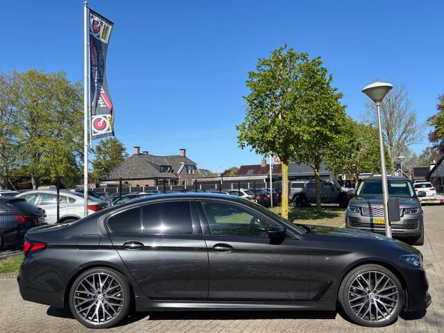 BMW 5-SERIE 520I 2017 Sedan LPG M-Sport Model 2021 Facelift
