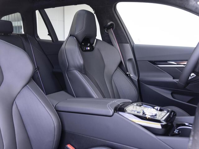 BMW 5-SERIE Touring 530e | M Sportpakket Pro | Innovation Pack | Stuurwielrand verwarmd | Comfort Access | Panoramadak | Stoelventilatie | Bowers & Wilkins | 21''