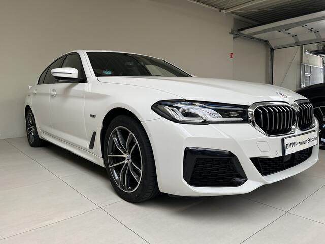 BMW 5-SERIE Sedan 530e M-sport | Laser | Hifi | Diving Ass. Prof