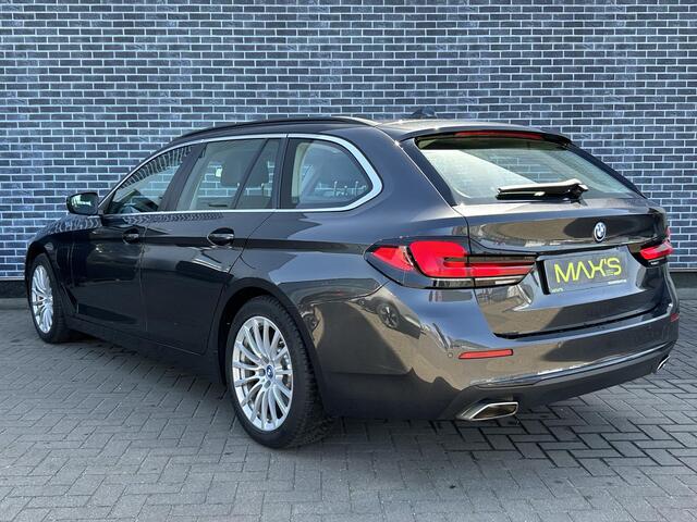 BMW 5-SERIE Touring 520e Business Edition Plus | Plug-in Hybrid (PHEV) | Lederen Bekleding | Laser LED Koplampen | Elektrische Achterklep | Elektrisch Verstelbare Voorstoelen | Stoelverwarming | Live Cockpit Professional