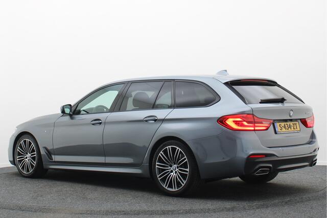 BMW 5-SERIE Touring 520i High Executive