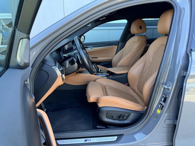 BMW 5-SERIE Touring 530d High Executive 286 PK | M sport | Laser | 19 Inch | H/K | Keyless