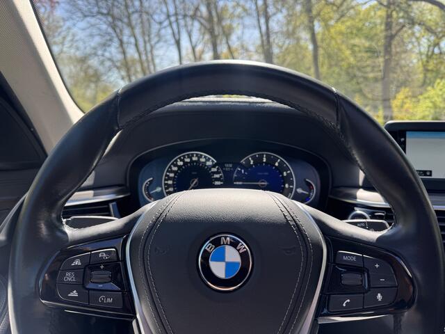 BMW 5-SERIE 530 i TOURING, PANORAMADAK, 1:19! High Executive