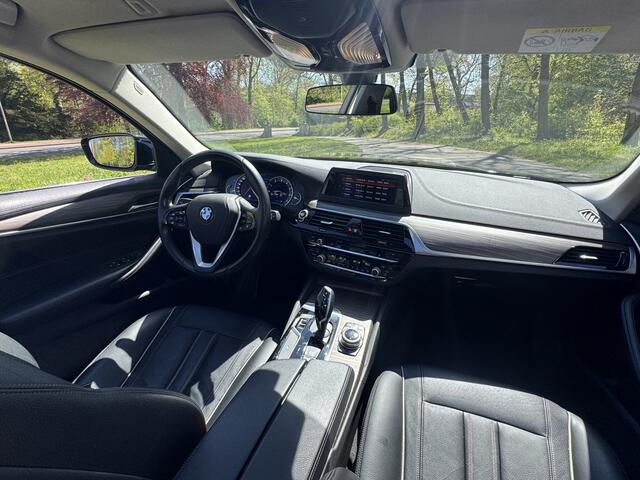 BMW 5-SERIE 530 i TOURING, PANORAMADAK, 1:19! High Executive