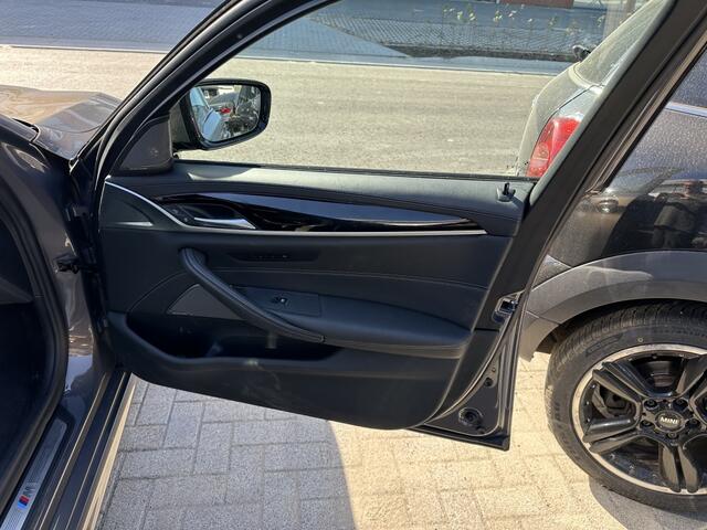 BMW 5-SERIE Touring 530e Bns Edit.+