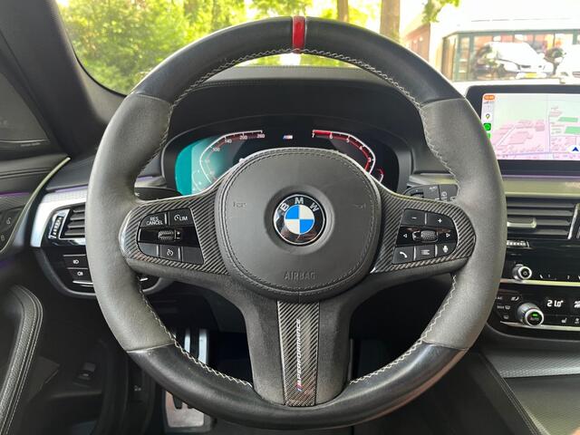 BMW 5-SERIE TOURING 520I HIGH EXECUTIVE / SCHUIFDAK / LEDER / HARMAN-KARDON