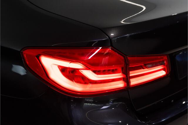 BMW 5-SERIE 520i High Executive Edition 184PK | NL AUTO+NAP | Sfeer | LED | Trekhaak | Memory&Leder | Garantie