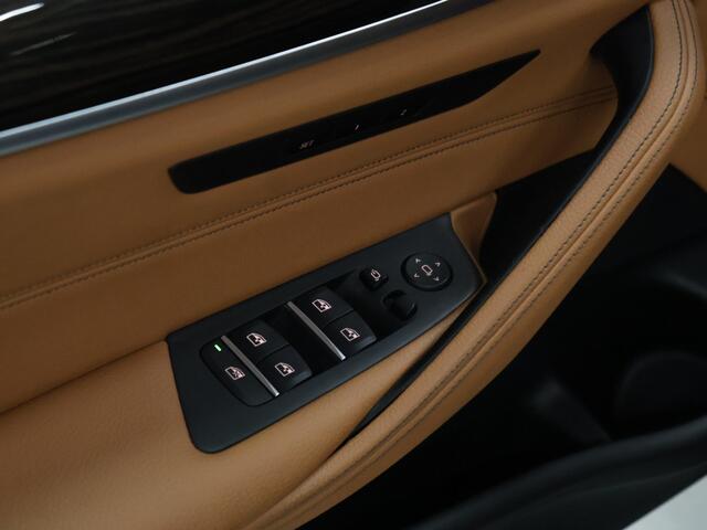 BMW 5-SERIE 530e iPerformance High Executive Edition [HEAD-UP, STOELVENTILATIE, MEMORY SEATS, STOELVERWARMING V+A, CAMERA, PDC 360, VOL LEDER, CRUISE, BLUETOOTH, CLIMATE, NIEUWSTAAT]
