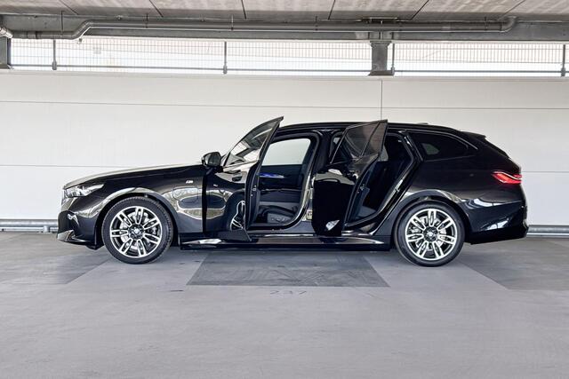 BMW 5-SERIE Touring 530e M Sport Edition