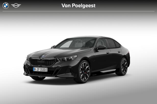 BMW 5-SERIE Sedan 550e xDrive | M Sportpakket Pro | Innovation Pack | Travel Pack | Comfort Pack | Trekhaak