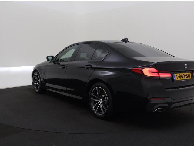 BMW 5-SERIE 520e Aut. Business Ed.Plus M-Sport Leder/Comfort. Stoelen/Navi.Pro/Winterpakket/Camera