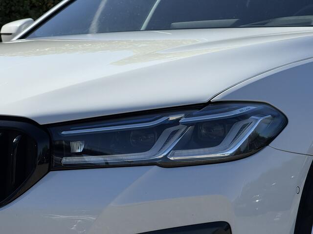 BMW 5-SERIE Touring 530e xDrive | M-Sport | Driv. Ass. Prof. | Act. Steering | Stuur + Stoelverw. | Laser | Head-Up