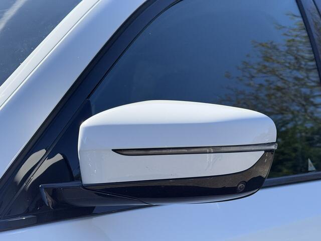 BMW 5-SERIE Touring 530e xDrive | M-Sport | Driv. Ass. Prof. | Act. Steering | Stuur + Stoelverw. | Laser | Head-Up