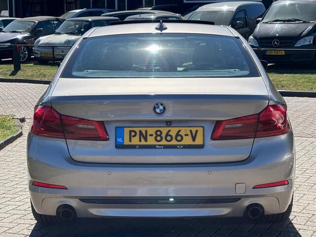 BMW 5-SERIE 520i High Exe 2017 Schuifdak Dealerauto Trekhaak