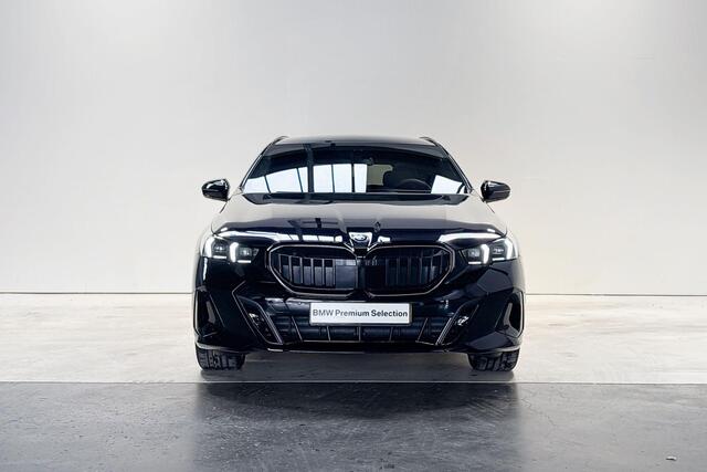 BMW 5-SERIE Touring 550e xDrive Innovations Pack M Sportpakket Pro Aut.