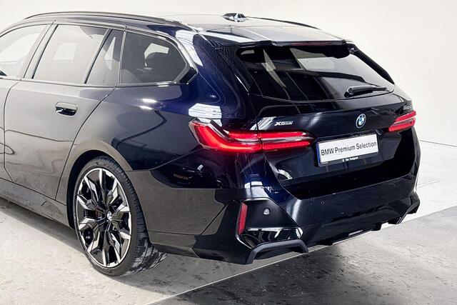 BMW 5-SERIE Touring 550e xDrive Innovations Pack M Sportpakket Pro Aut.