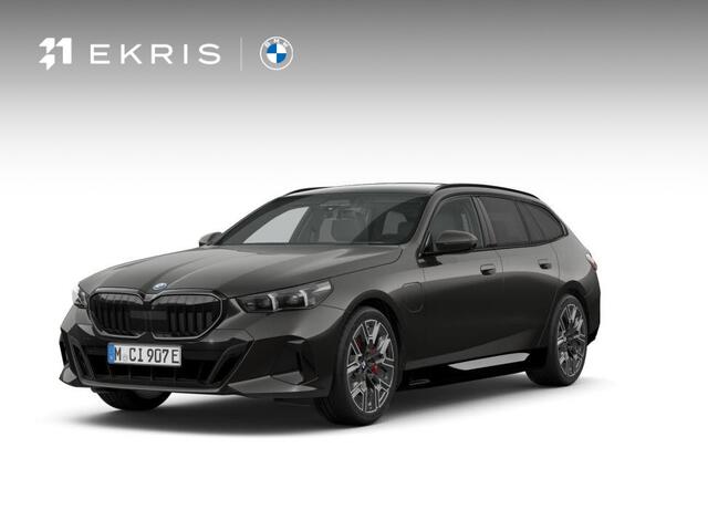 BMW 5-SERIE Touring 550e xDrive M Sportpakket Pro | Innovation Pack | Comfort Pack | Travel Pack | Panoramadak | Bowers & Wilkins