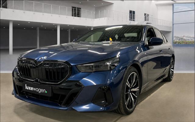 BMW 5-SERIE 550e xDrive M-Sport Pro B&W Trekh Prof-onderstel 20inch