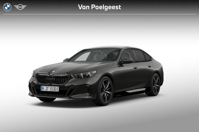 BMW 5-SERIE Sedan 530e M Sport Edition | M Sportpakket Pro | Innovation Pack | Travel Pack | Comfort Pack | Trekhaak