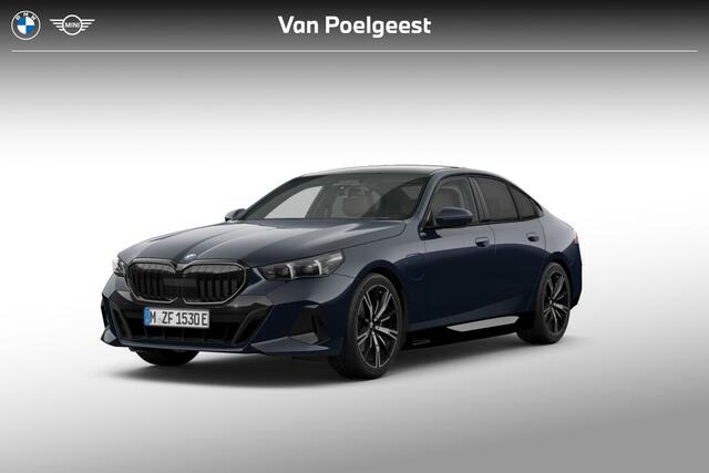 BMW 5-SERIE Sedan 530e M Sport Edition | M Sportpakket Pro | Innovation Pack | Travel Pack | Comfort Pack | Trekhaak