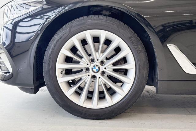BMW 5-SERIE Touring 520i High Executive Edition