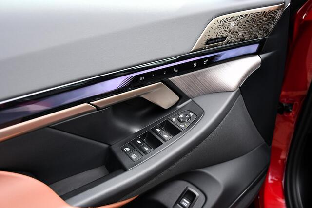 BMW 5-SERIE 550e xDrive