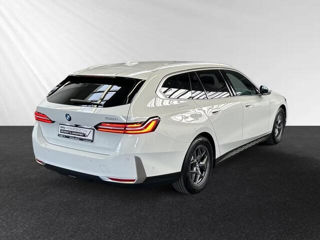 BMW 5-SERIE Touring 520i