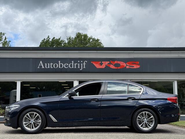 BMW 5-SERIE 520i High Executive | Memory | Elektr. Trekhaak | Leder | Camera