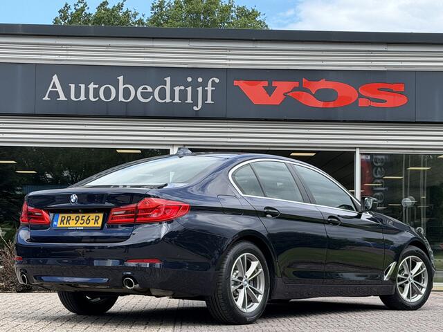 BMW 5-SERIE 520i High Executive | Memory | Elektr. Trekhaak | Leder | Camera