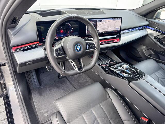 BMW 5-SERIE Touring 530e | M Sport | Innovation Pack | Driving Assistant Professional
