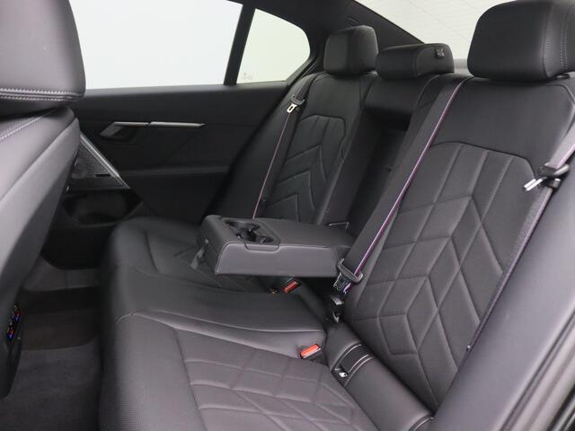 BMW 5-SERIE 530e 299PK Aut. SOH 94,08%, M-Sport Pakket Pro, Driving Assistant Professional, Memorystoel, Head-Up Display, Bower&Wilkins Audio, 20" LM Velgen