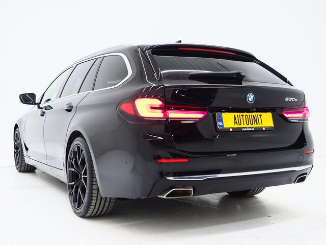 BMW 5-SERIE Touring 530e | LED Grille | Leder | Harman/Kardon | Keyless | Adaptive Cruise | Sfeerlicht