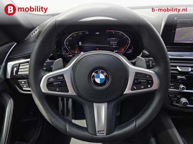BMW 5-SERIE Touring 530i High Executive M-Sport 'Almadinbraun' Head-Up Trekhaak NL Auto! | Panoramadak | Achteruitrijcamera | Comfortstoelen | Stoelverwarming