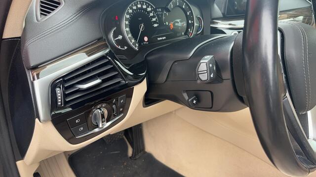 BMW 5-SERIE 520i High Executive ZEER MOOI! / FULL LED / 360GR CAMERA / STOELVERW / CLIMA / PDC / BLUETOOTH / CRUISE / NL-AUTO